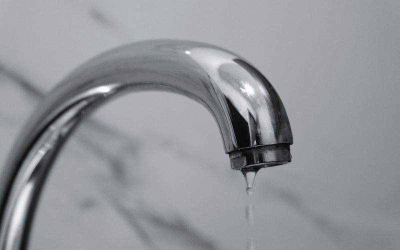 Réparation de fuite à Créteil par un plombier